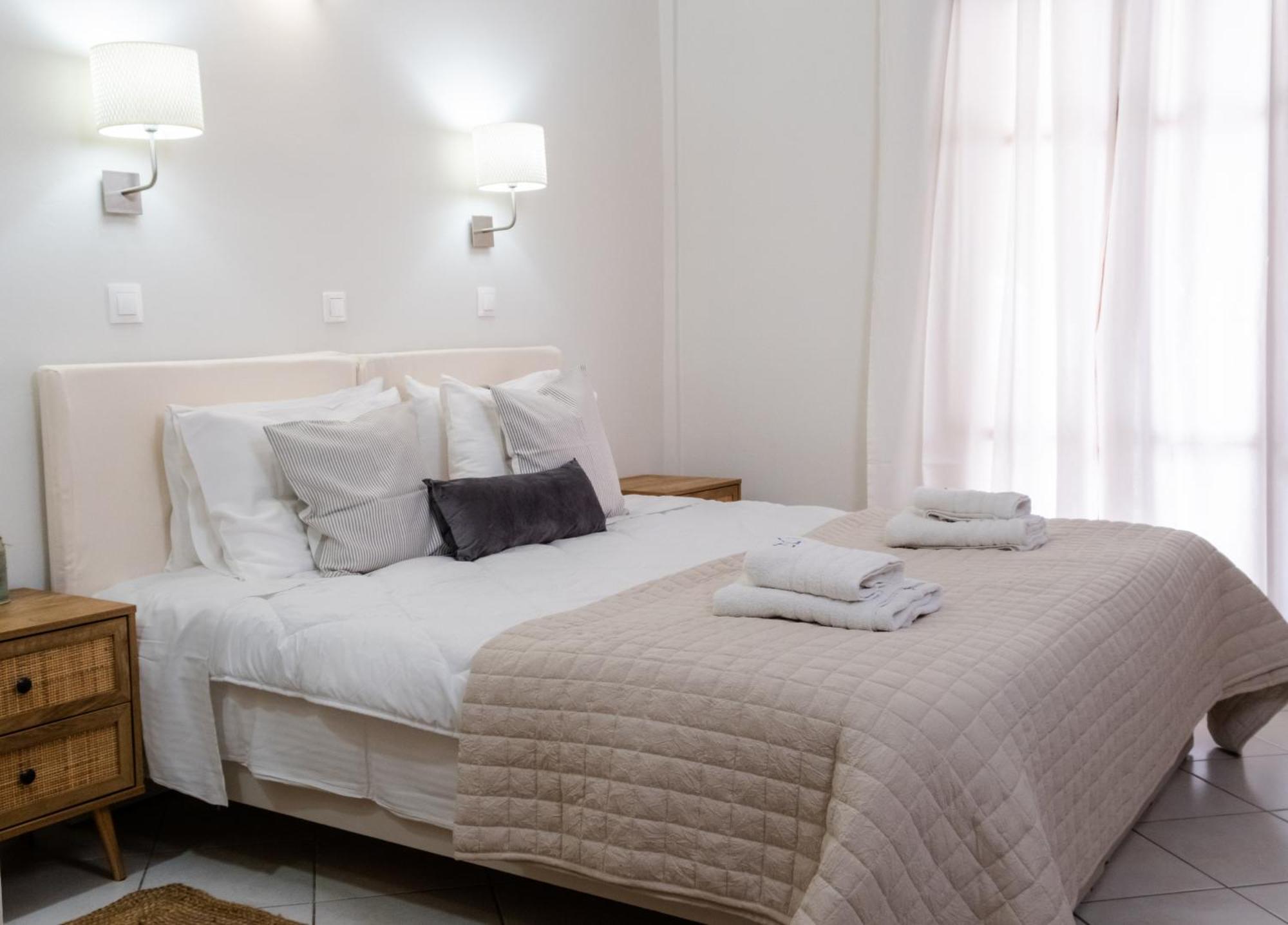 Blue House Apartments Vasilikos  Bilik gambar