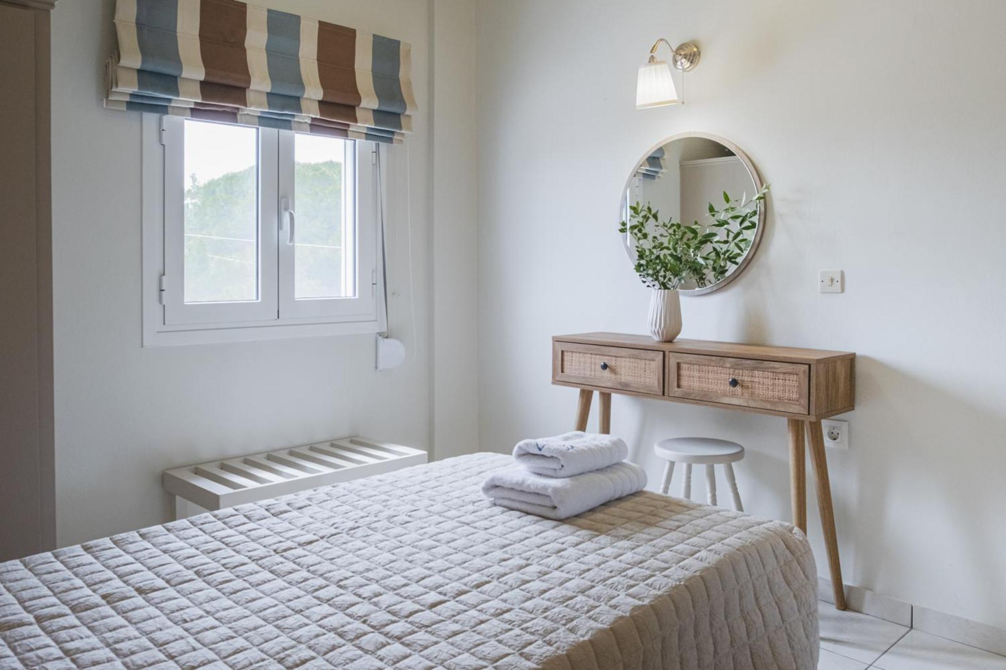 Blue House Apartments Vasilikos  Luaran gambar