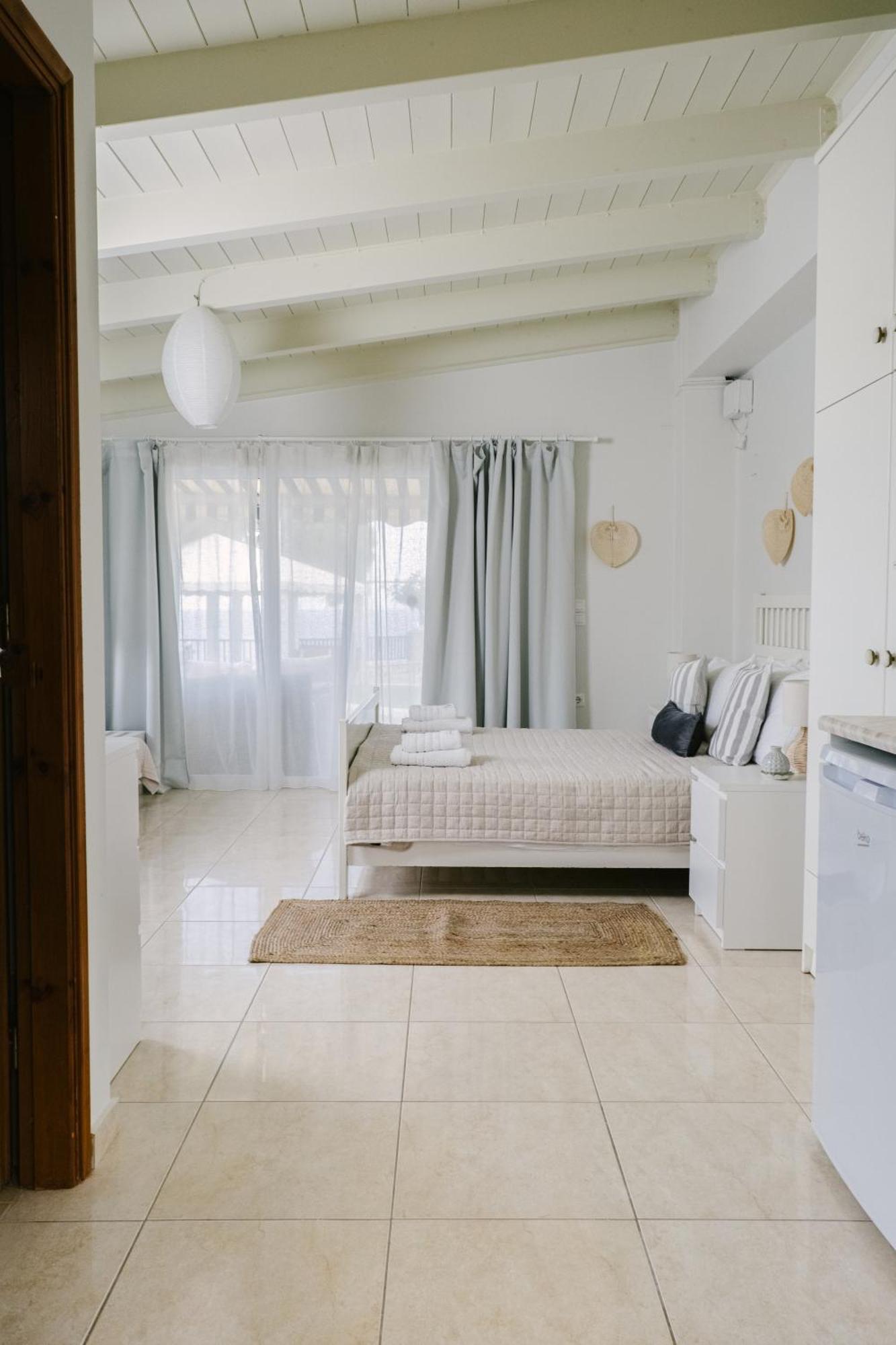 Blue House Apartments Vasilikos  Luaran gambar