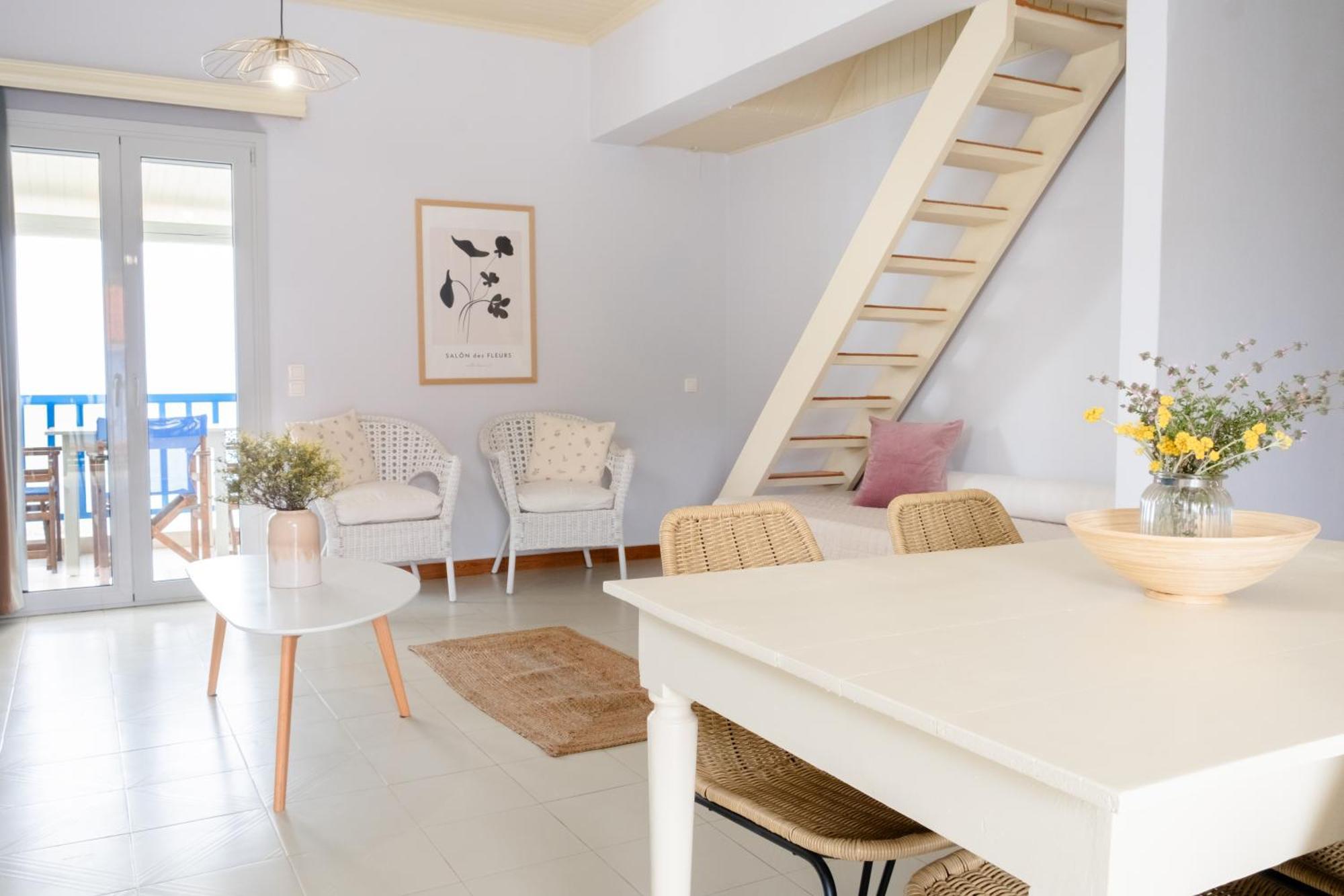 Blue House Apartments Vasilikos  Bilik gambar